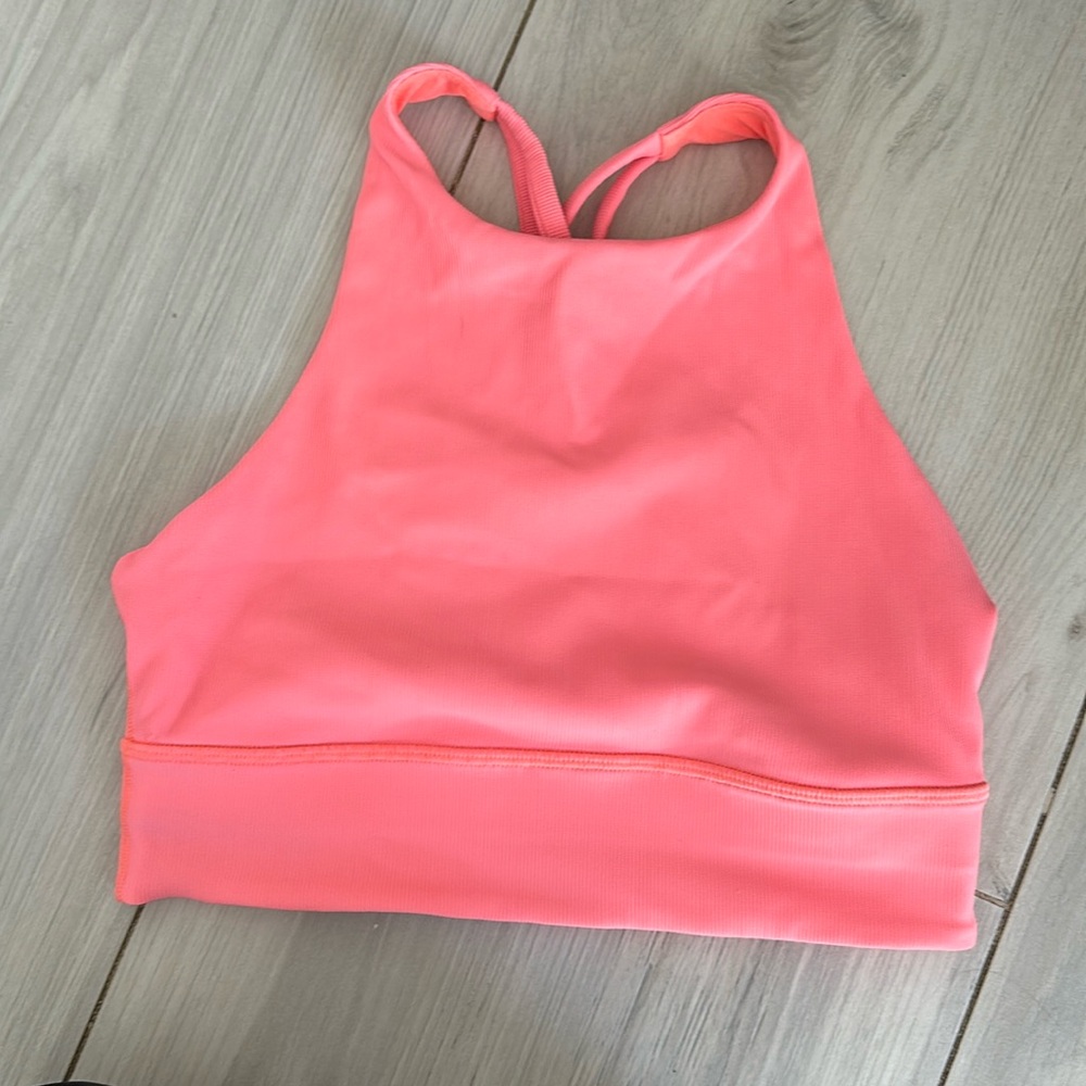 - Hot pink lululemon brA